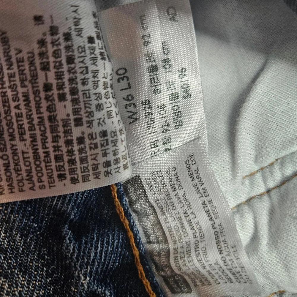 Levis 501 Original Fit Mens Blue Denim Straight Leg Button Fly Jeans 36x30